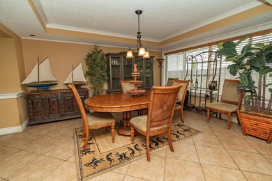 Spacious 3 bedroom 2 bath home in desirable Croissant Park - photo 11