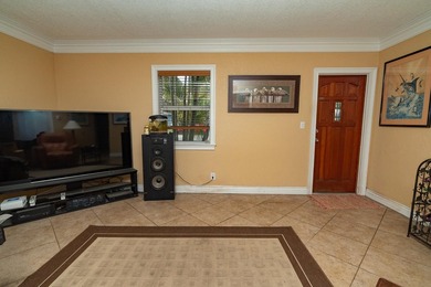 Spacious 3 bedroom 2 bath home in desirable Croissant Park - photo 14