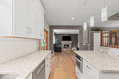 Exceptional 4-Bedroom Home Near Lake Michigan & Holland State - photo 22