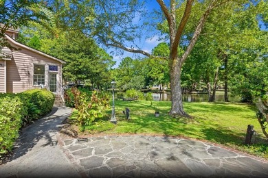 LOWEST PRICE IN THE BEST NEIGHBORHOOD ...... DON'T LET - photo 24