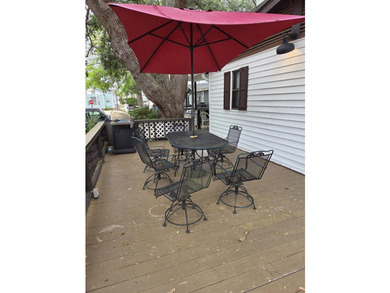 NEW LISTING ALERT. Very spacious 3 bedroom and 2 bath property - photo 8