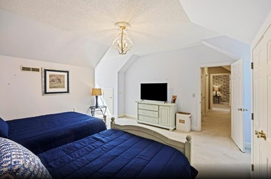 LOWEST PRICE IN THE BEST NEIGHBORHOOD ...... DON'T LET - photo 32