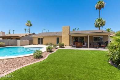 BACK ON MARKET! This immaculate 3 bedroom/2 bath home in - photo 38