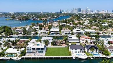 Premier deepwater estate lot sited with 100 +/- feet of - photo 9