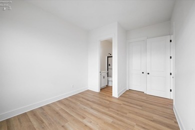 Seller's MOTIVATED, bring your offers! Welcome to this stunning - photo 42