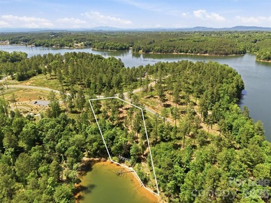 Waterfront homesite located in the gated Lakeside Reserve - photo 3