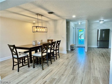 Pirate Harbor ! Beautifully remodeled 3-bedroom, 2-bath - photo 7
