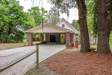 ***Major Price Reduction***Welcome to your Southern retreat at - photo 3