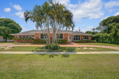 Lake Home For Sale in West Palm Beach, Florida