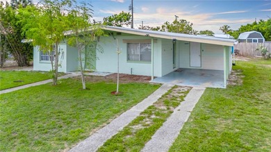 Port Charlotte Waterway Area Home For Sale in Port Charlotte Florida