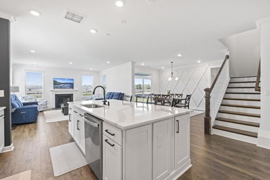 Enjoy the luxury living of this stunning, 3396 square feet of - photo 4