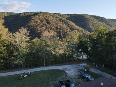 Turnkey, furnished, and unforgettable-this two-story log cabin - photo 47