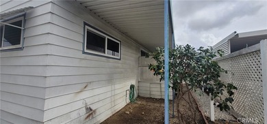 Located in the popular San Rafael Mobile Home Estates, This - photo 8