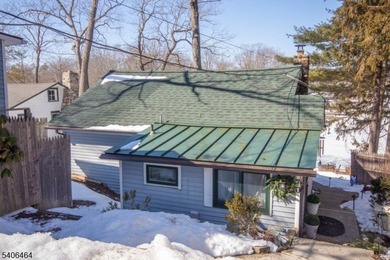 Cranberry Lake Home For Sale in Byram Township New Jersey