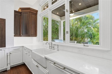 Perfectly positioned on over half an acre in the prestigious - photo 5
