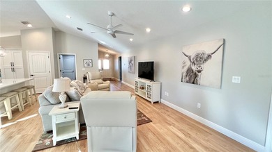 Beautiful 3 Bedroom, 2 Bath single family home located in the - photo 8