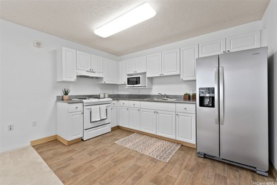 Well-maintained 1-bedroom, 1-bath unit located in the heart of - photo 3