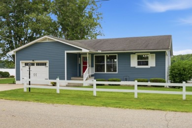 Affordable year-round lake home with 75' lake frontage and dock - photo 4