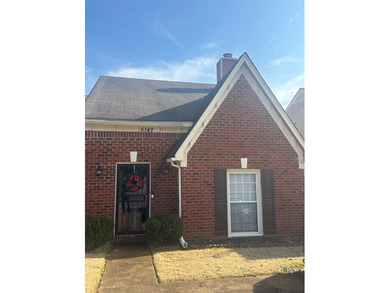 (private lake, pond, creek) Home For Sale in Memphis Tennessee