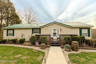This spacious 3 bed, 3 full bath home in the gated Perry Park - photo 4