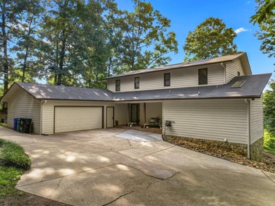 Beautifully Updated Home in a Highly Sought-After Neighborhood - photo 1