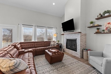 Beautifully Updated Home in a Highly Sought-After Neighborhood - photo 2