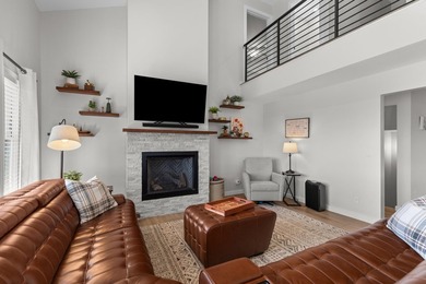 Beautifully Updated Home in a Highly Sought-After Neighborhood - photo 5