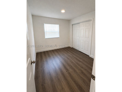 Investor Opportunity ! Spacious Duplex in the heart of Miami's - photo 8