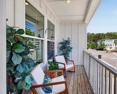 Luxury meets convenience in the sought-after marsh front - photo 14
