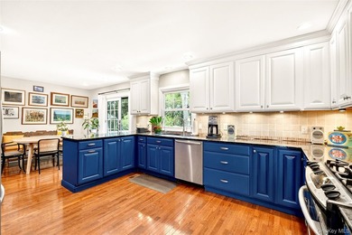 Nestled on a quiet cul-de-sac in Mamaroneck's sought-after - photo 17