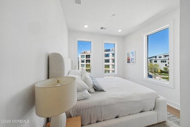 Experience coastal luxury in this stunning 3-bedroom residence - photo 17