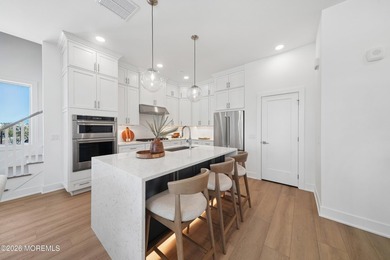 Experience coastal luxury in this stunning 3-bedroom residence - photo 20