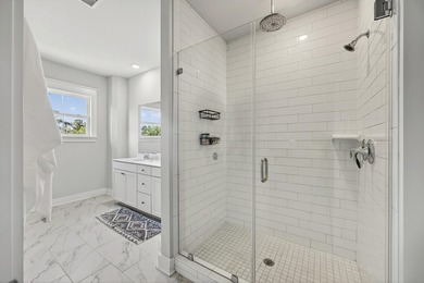 Luxury meets convenience in the sought-after marsh front - photo 21