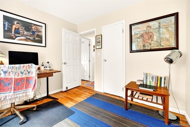Nestled on a quiet cul-de-sac in Mamaroneck's sought-after - photo 21