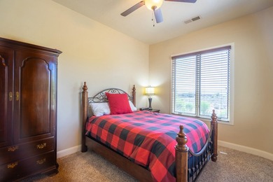 Exceptional luxury estate located in the prestigious gated - photo 32