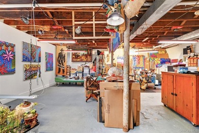 Nestled on a quiet cul-de-sac in Mamaroneck's sought-after - photo 35