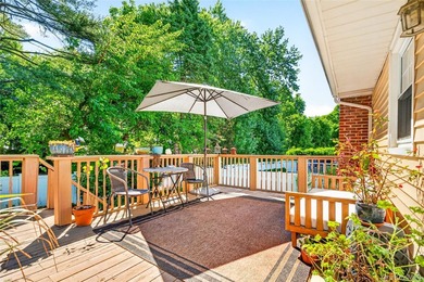 Nestled on a quiet cul-de-sac in Mamaroneck's sought-after - photo 45
