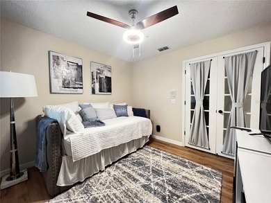 Welcome to the highly sought-after Coach Homes at Errol Estates! - photo 7