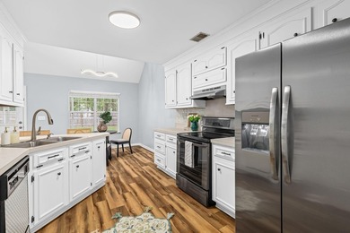 Welcome to 5452 Roxbury Dr., North Charleston--where timeless - photo 18