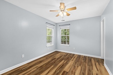 Welcome to 5452 Roxbury Dr., North Charleston--where timeless - photo 32
