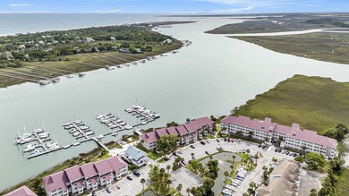 Welcome to 74 Mariners Cay Drive -- a stunning waterfront - photo 5