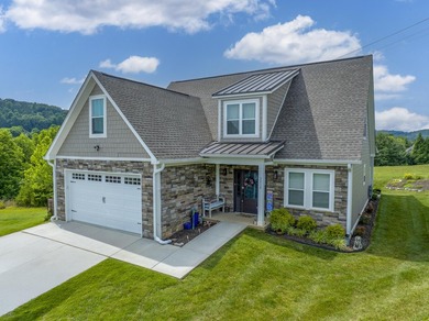 Exceptional opportunity to own a beautifully maintained - photo 6