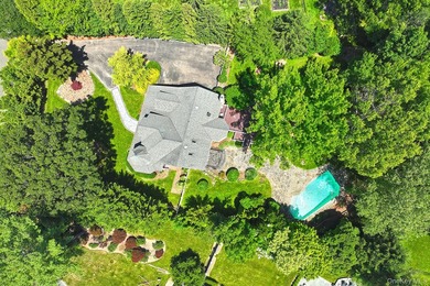 Welcome to 4 Hampton Court, where exceptional layout, property - photo 44