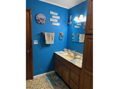 Exceptional investment property offering two homes, a barn, and - photo 52