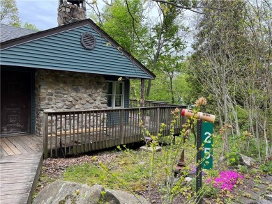 Lake Home Sale Pending in Warwick, New York