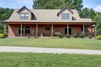 (private lake) Home For Sale in Vermilion Ohio