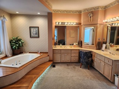 Stunning golf course home located in the highly sought-after The - photo 17