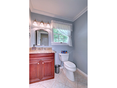 Elegant and Immaculate 4 Bedroom, 2 1/2 Bath Victorian Style - photo 18