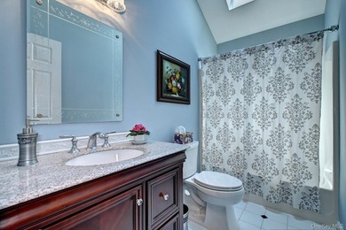 Elegant and Immaculate 4 Bedroom, 2 1/2 Bath Victorian Style - photo 28