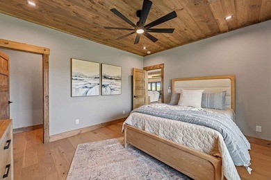 Welcome to this extraordinary mountain sanctuary within the - photo 29